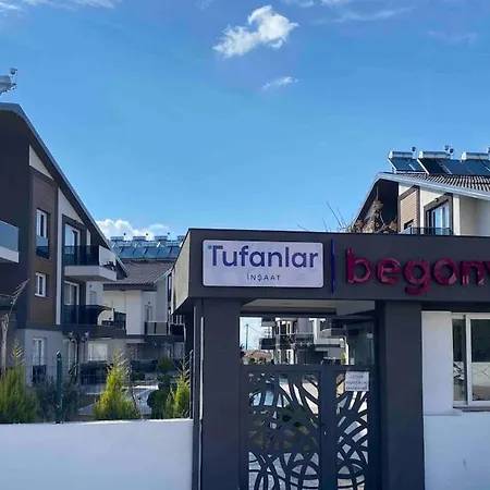 Apartamento With Large Pool In Fethiye